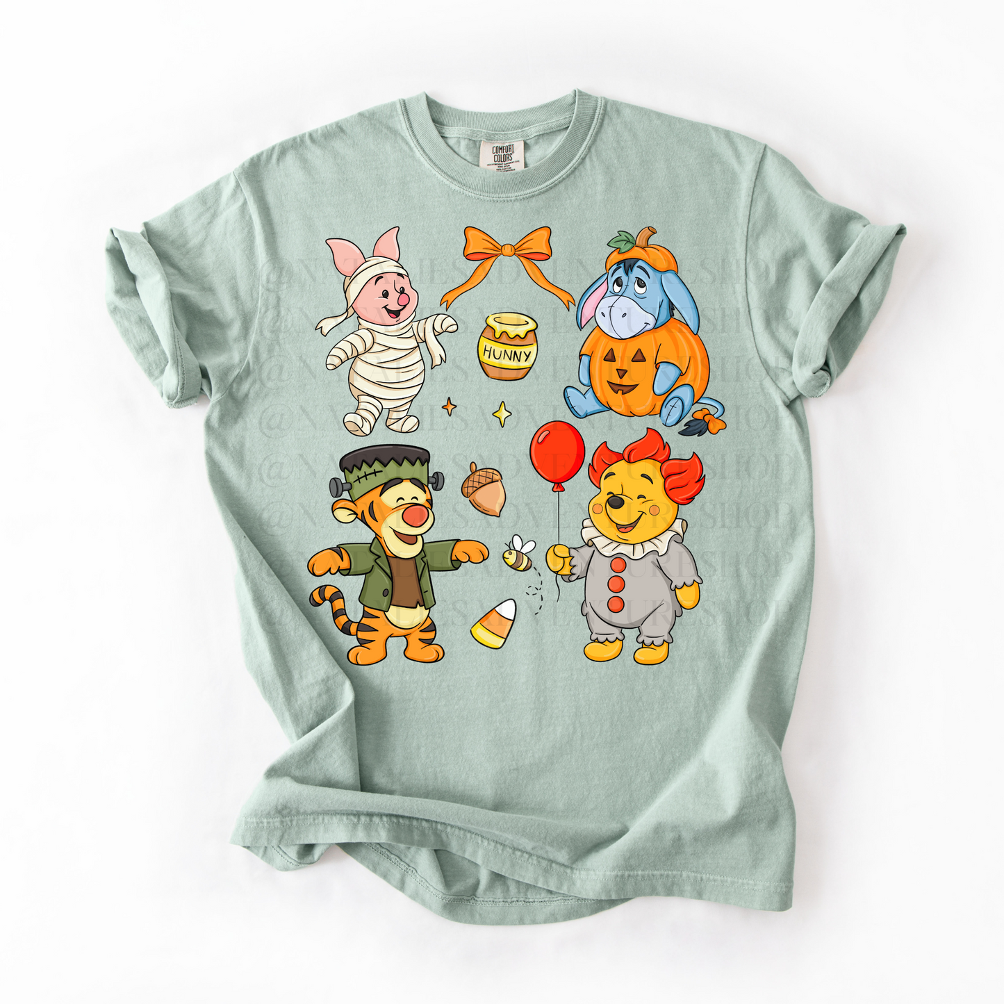 *Pre-Order* Winnie and friends Halloween (Comfort Colors)