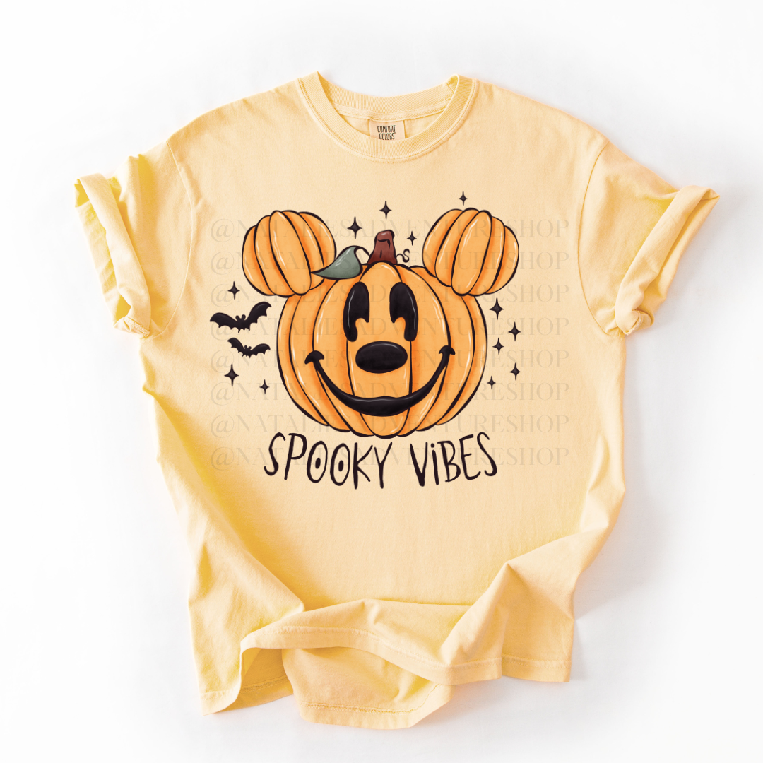 *Pre-Order* Spooky Vibes T- Shirt(Comfort Colors)