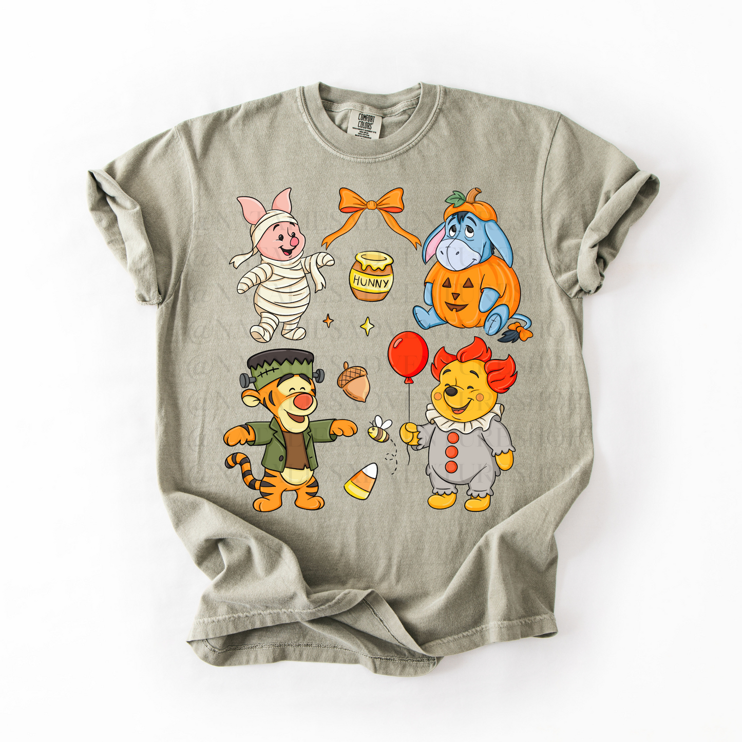 *Pre-Order* Winnie and friends Halloween (Comfort Colors)