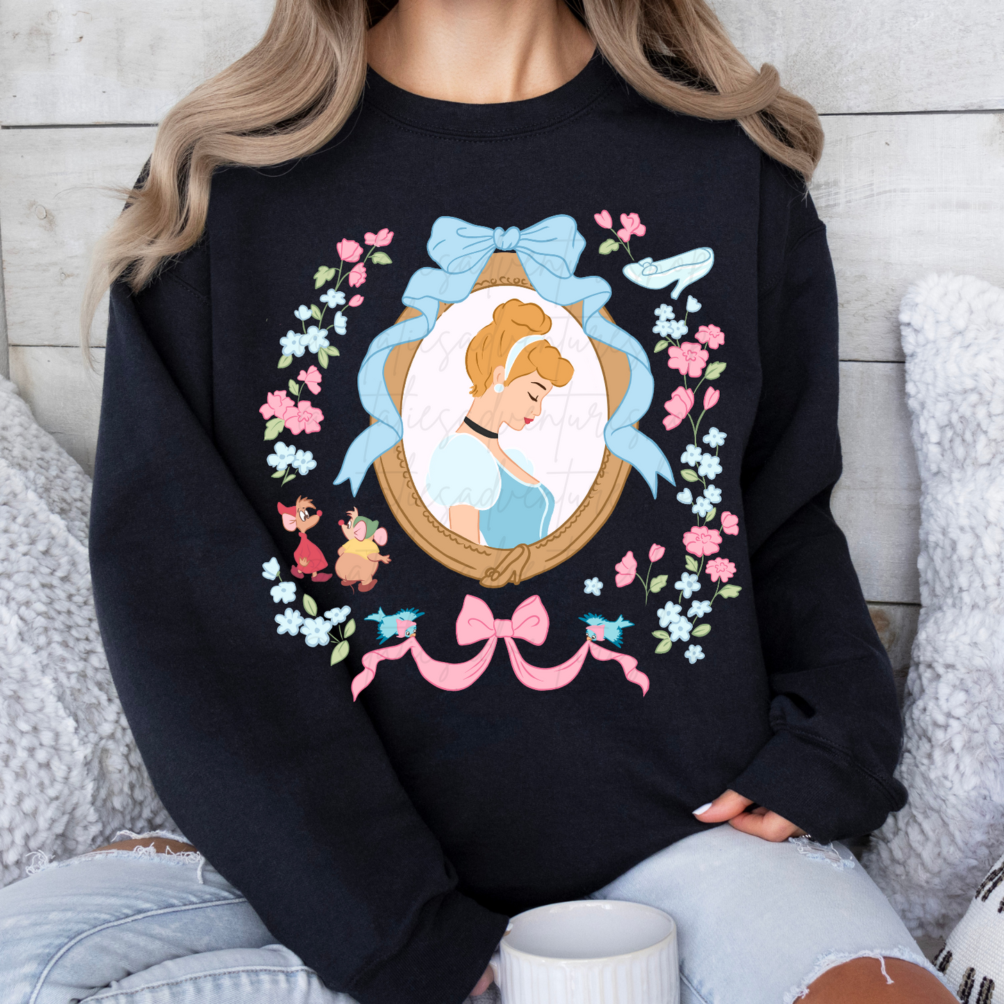 *Pre-Order* Cindy Princess Portrait Crewneck