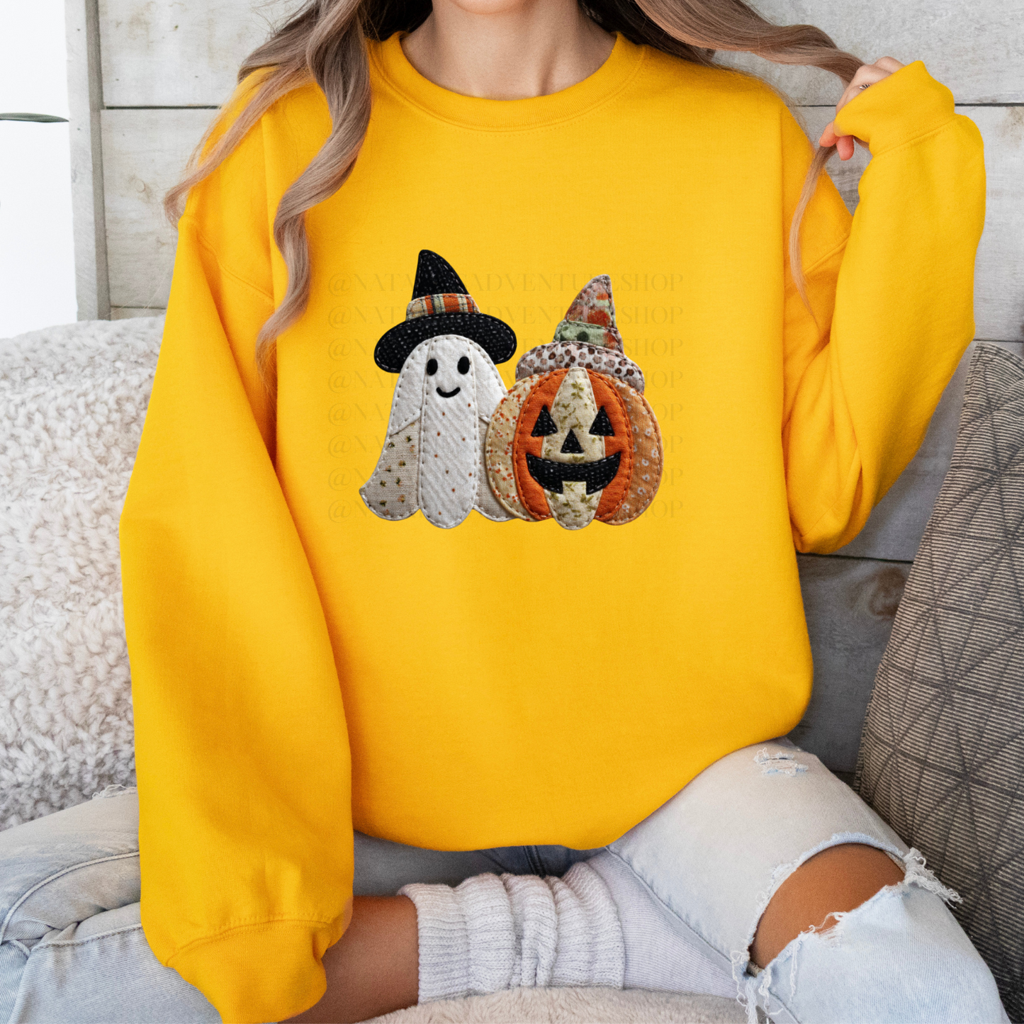 *Pre-Order* Ghost Pumpkin Faux Patch Crewneck