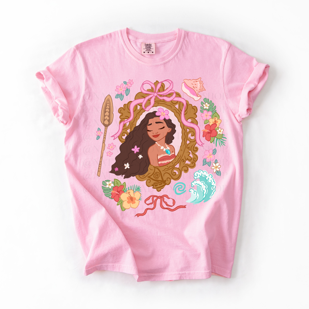 *Pre-Order* Poly Princess Frame T-Shirt (Comfort Colors)