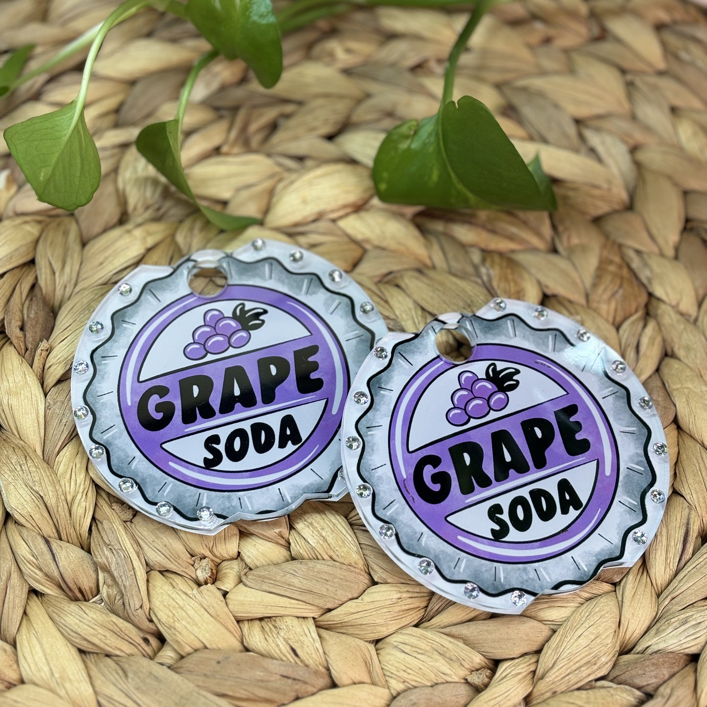 *Ready to Ship* Grape Soda Rhinestone 40oz Topper