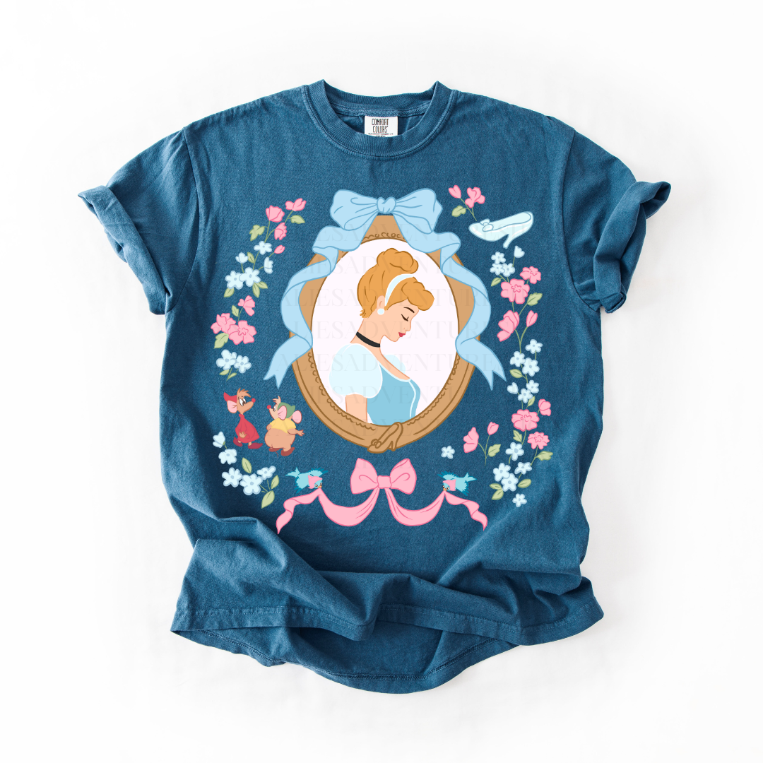 *Pre-Order* Cindy Princess Frame T-Shirt (Comfort Colors)
